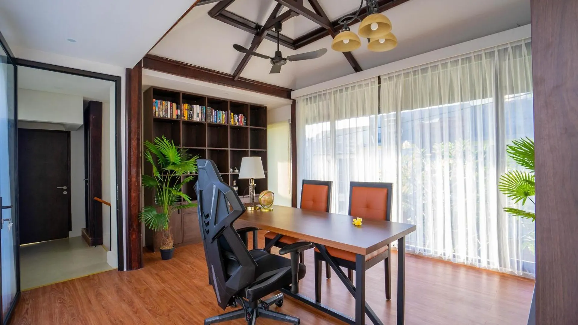 Luxury Samoya Villa ジンバラン